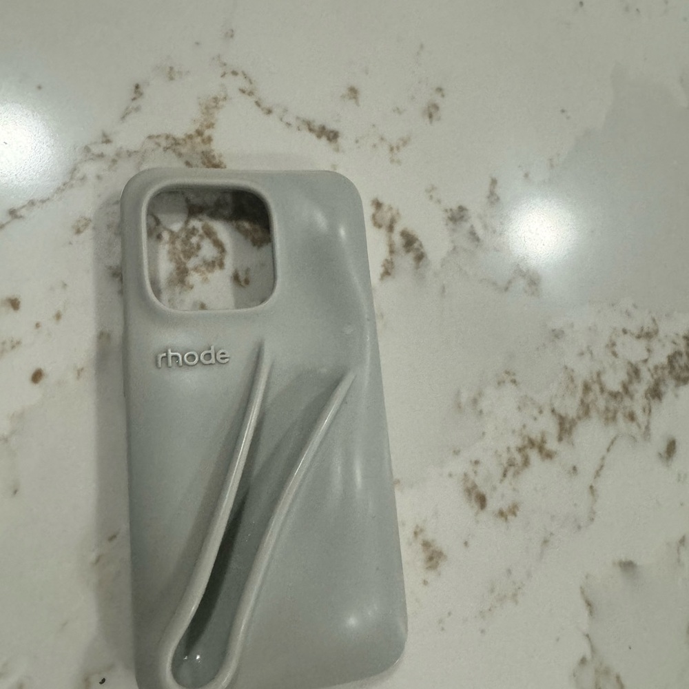RHODE Sleek Silver Phone Case 15 pro